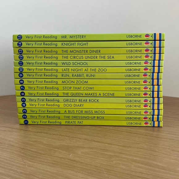 Usborne Very First Reading Books - Picture 1 of 5
